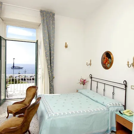 Hotel Amalfi 3* Amalfi