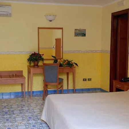 Hotel Amalfi