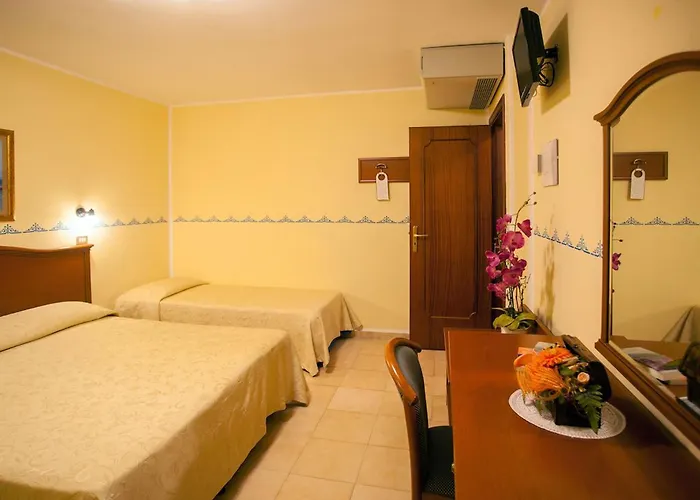 Ξενοδοχείο Hotel Amalfi 3*
