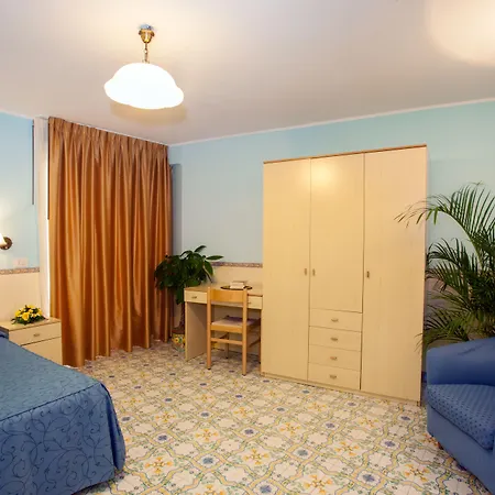 Ξενοδοχείο Hotel Amalfi