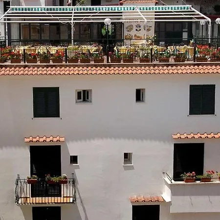 Hotel Amalfi Ξενοδοχείο 3*