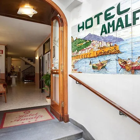 Hotel Amalfi 3*