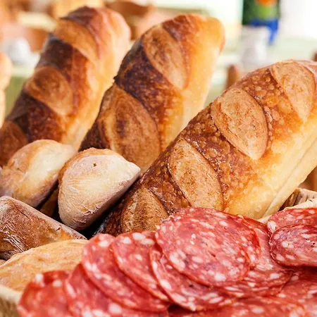 Ξενοδοχείο Hotel Amalfi 3*