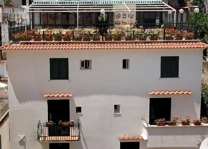 Hotel Amalfi Готель 3*