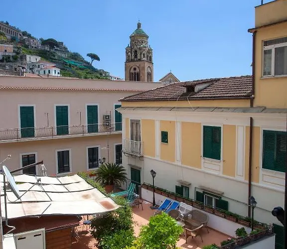 Hotel Amalfi Готель 3*