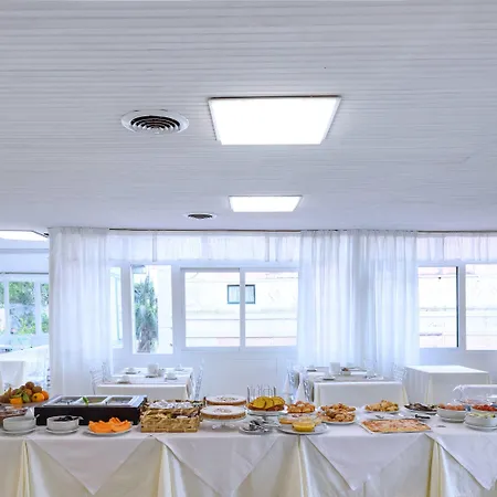 Hotel Amalfi Отель